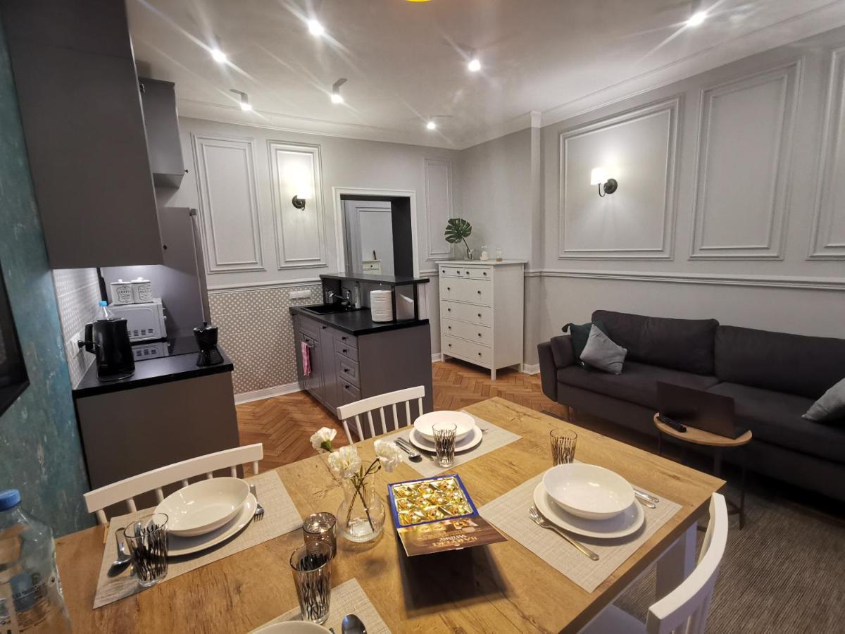 דירות ביאליסטוק Wm Apartament Lipowa 18A מראה חיצוני תמונה